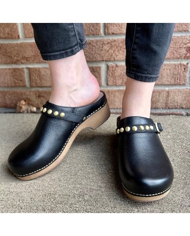 DANSKO ZOCCOLI BRITTON CON CINTURINO E BORCHIE