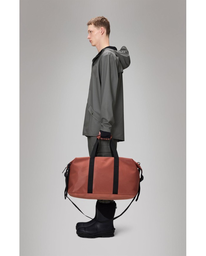 RAINS HILO WEEKEND BAG