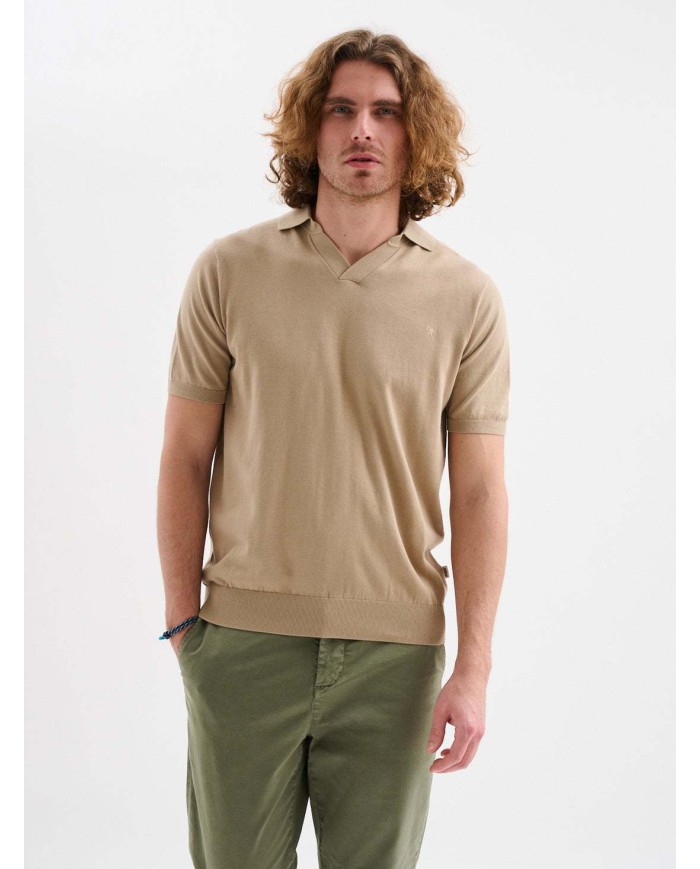 JAGGY POLO A MANICHE CORTE CON SCOLLO A V