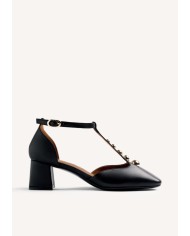 GIOSEPPO TACCHI DONNA CON BORCHIE