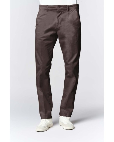 U.S. POLO ASSN. PANTALONE CHINO CON PINCES IN COTONE STRETCH
